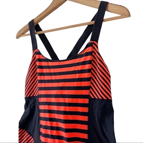 Lululemon Work It Out Tank Sea Stripe Light Flare Inkwell - Picture 9 of 12